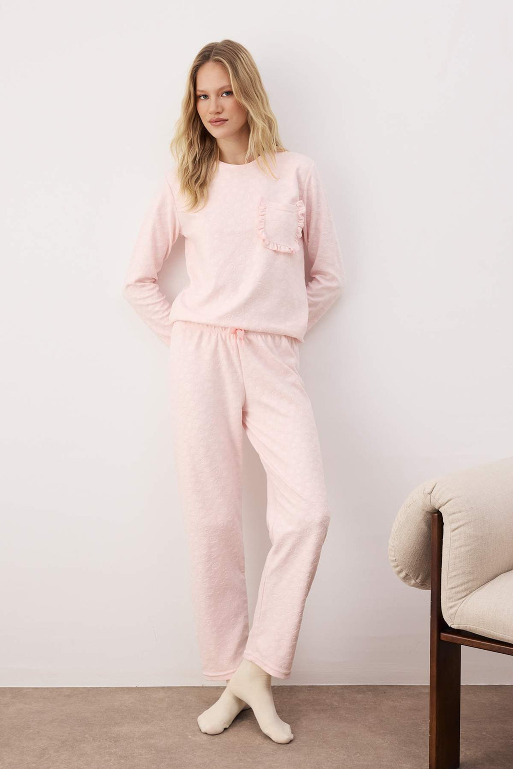 Pudra Kalp Desenli Fırfırlı ve Cepli Örme Pijama Takımı THMAW26PT00205