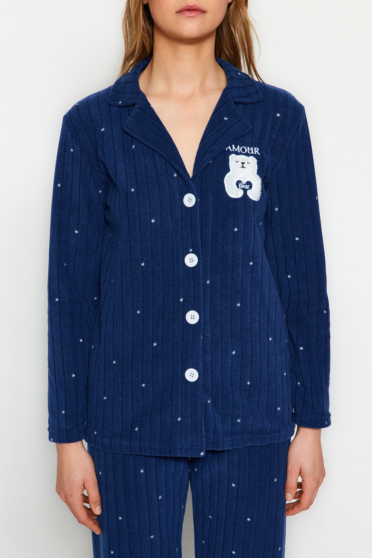 Trendyolmilla Lacivert Puantiyeli Hayvan Baskılı Polar Kışlık Örme Pijama Takımı THMAW24PT00176