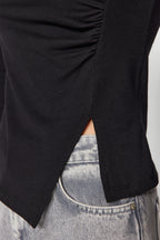 Siyah Tek Yırtmaç Detaylı Pamuklu Büzgülü Bisiklet Yaka Örme Bluz TWOAW24BZ00388
