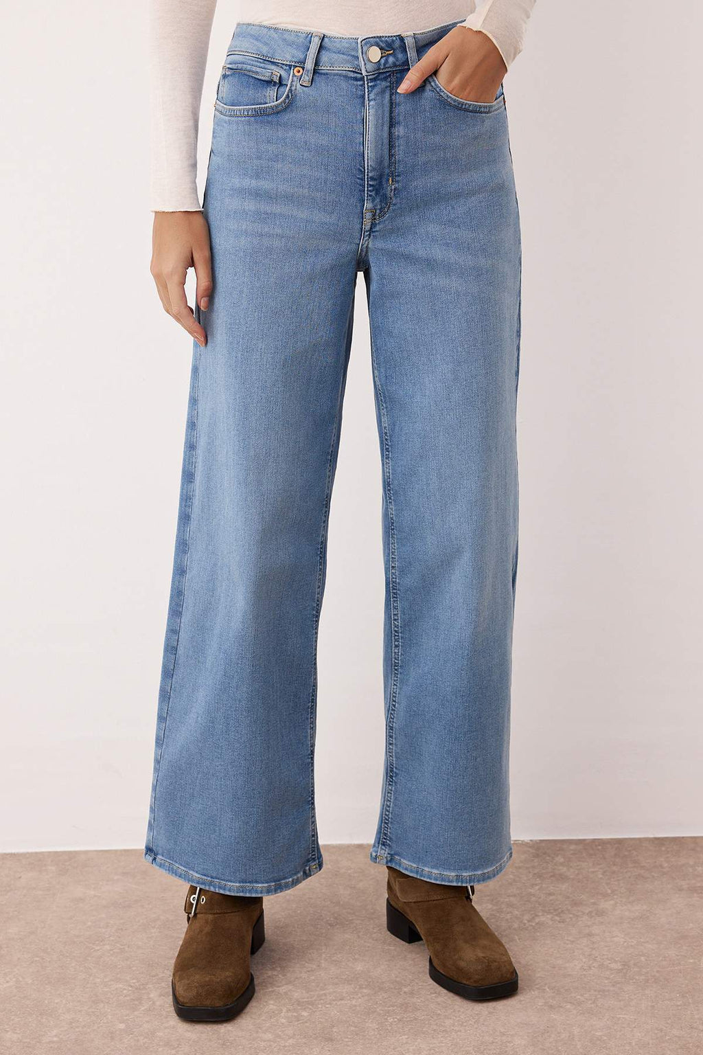 Mavi Yüksek Bel Wide Leg Jeans TWOAW26JE00189
