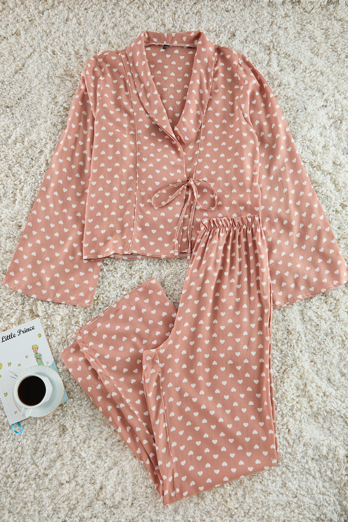 Trendyolmilla Pudra Kalpli Bağlama Detaylı Viskon Dokuma Pijama Takımı THMAW22PT0300