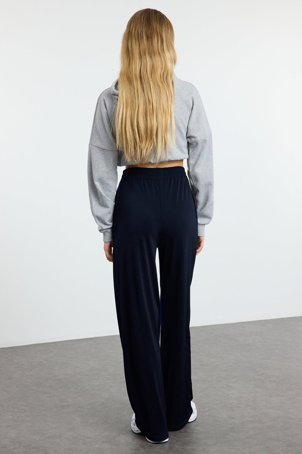 Trendyolmilla Lacivert Wide Leg/Rahat Kesim Yüksek Bel Esnek Pantolon TWOSS23PL00129