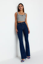 Trendyolmilla More Sustainable Açık Mavi Yüksek Bel Comfort/Esnek Flare İspanyol Paça Jeans TWOSS23JE00063