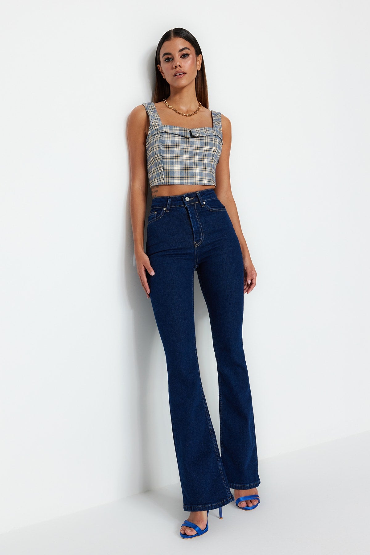 Trendyolmilla More Sustainable Açık Mavi Yüksek Bel Comfort/Esnek Flare İspanyol Paça Jeans TWOSS23JE00063