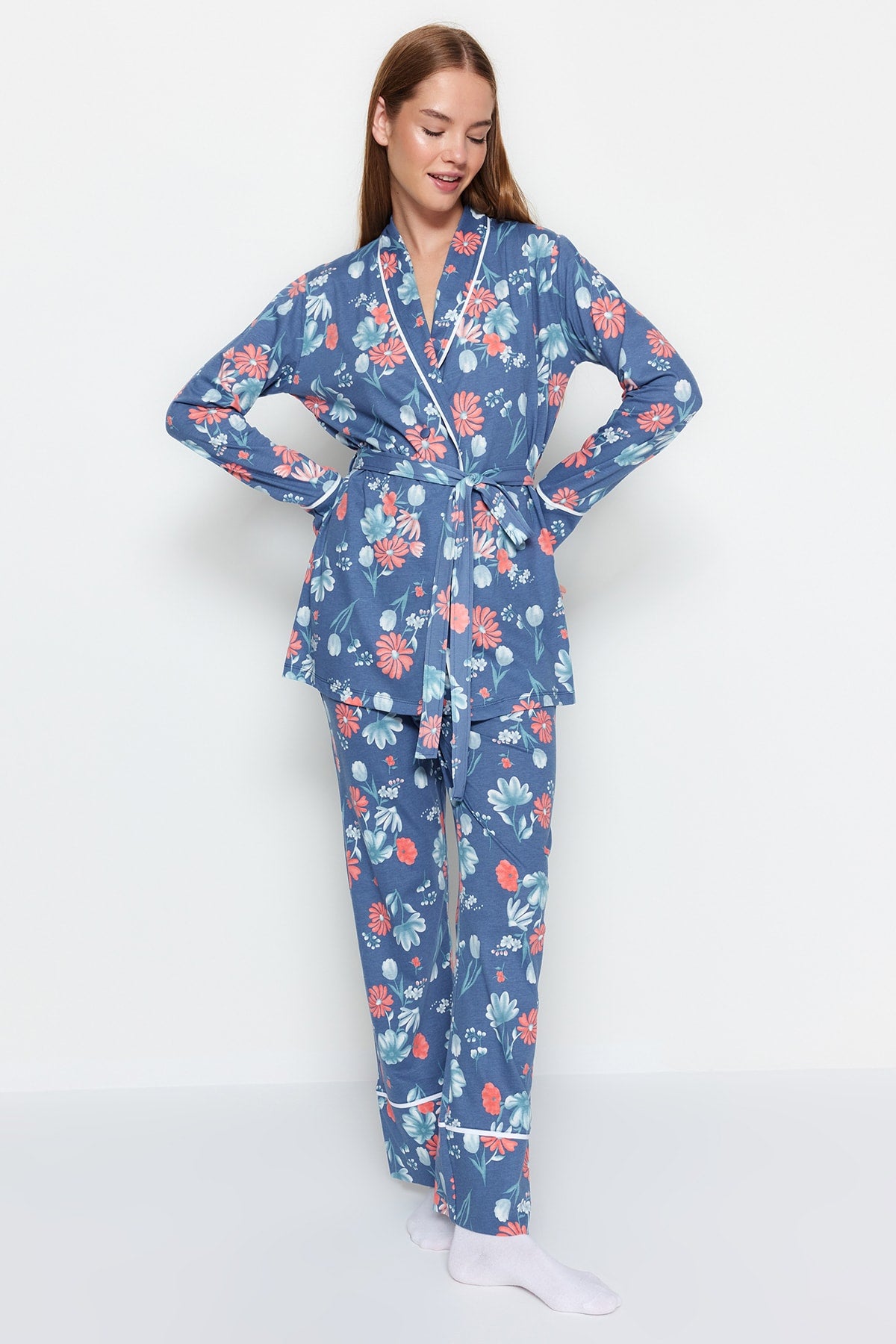 Mavi %100 Pamuklu Çiçek Desenli Kruvaze Gömlek-Pantolon Örme Pijama Takımı THMAW21PT0584