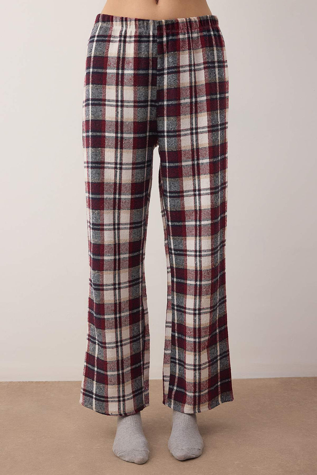 Trendyolmilla Çok Renkli Pamuklu Ekoseli Kışlık Kalın Flanel Dokuma Pijama Takımı THMAW26PT00175