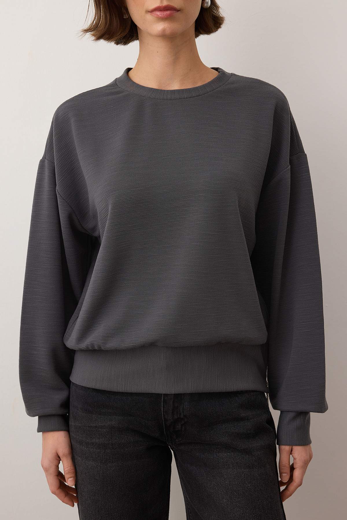 Trendyolmilla Ekru Fitilli Regular/Normal Kalıp Örme Sweatshirt TWOAW26SW00046