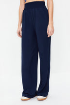 Trendyolmilla Lacivert Wide Leg/Geniş Paça Beli Lastikli Dokuma Pantolon TWOSS22PL00024