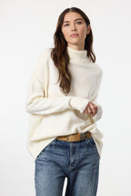 Trendyolmilla Taş Geniş Kalıp Yumuşak Dokulu Triko Kazak TWOAW23KZ00469