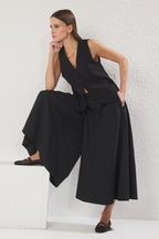 Siyah Etek Görünümlü Mat Dokulu Wide Leg Extra Geniş Paça Beli Lastikli Pantolon TWOSS25PL00101