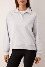 Trendyolmilla Gri Melanj Premium Patlı Regular/Normal Kalıp Kalın İçi Polarlı Örme Sweatshirt TWOAW26SW00208