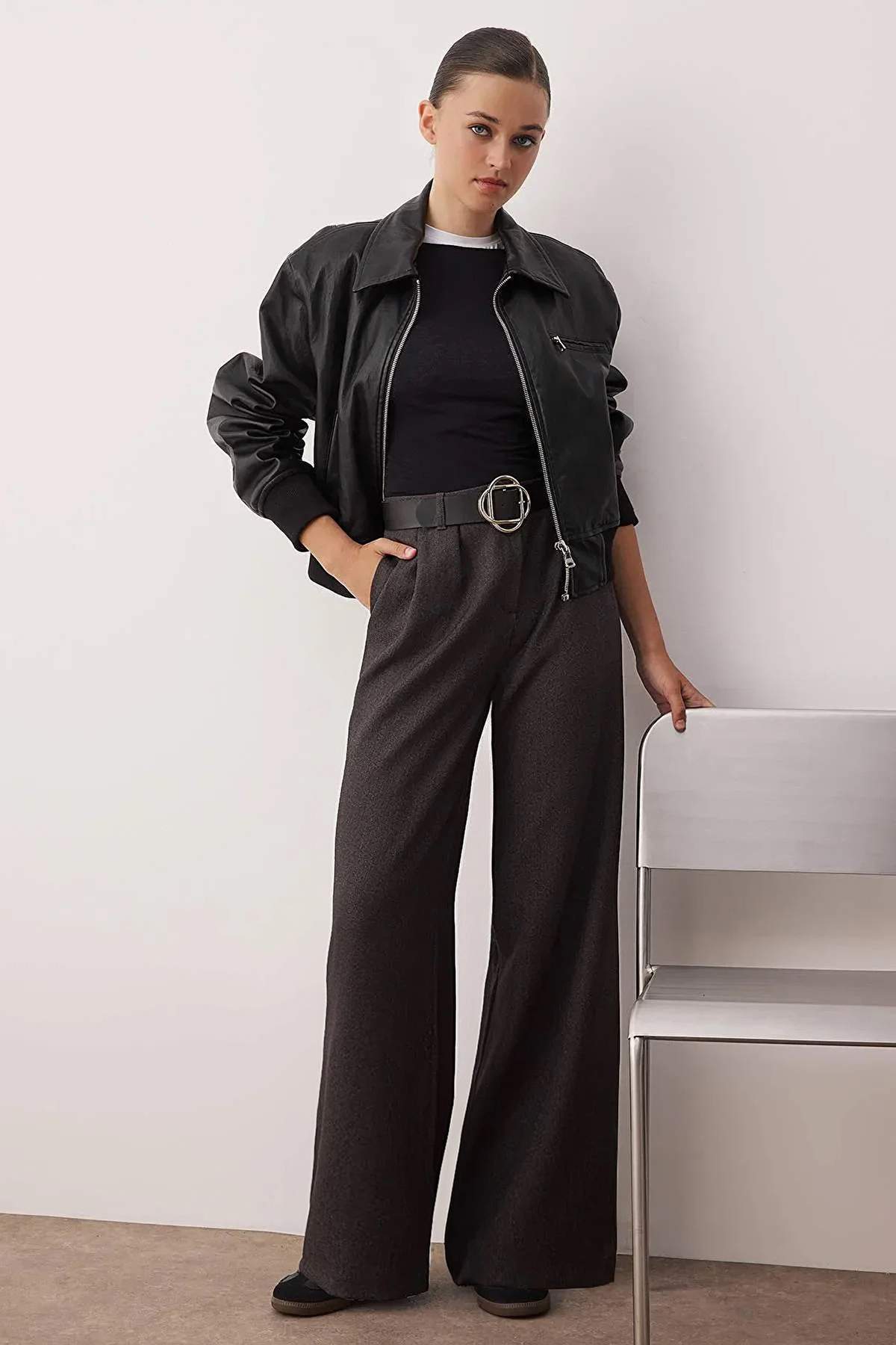 Gri Kemerli Wide Leg/Geniş Paça Kalın Kumaş Pantolon TWOAW26PL00033