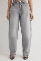 Trendyolmilla Gri Yüksek Bel Loose Baggy Jeans TWOSS25JE00063