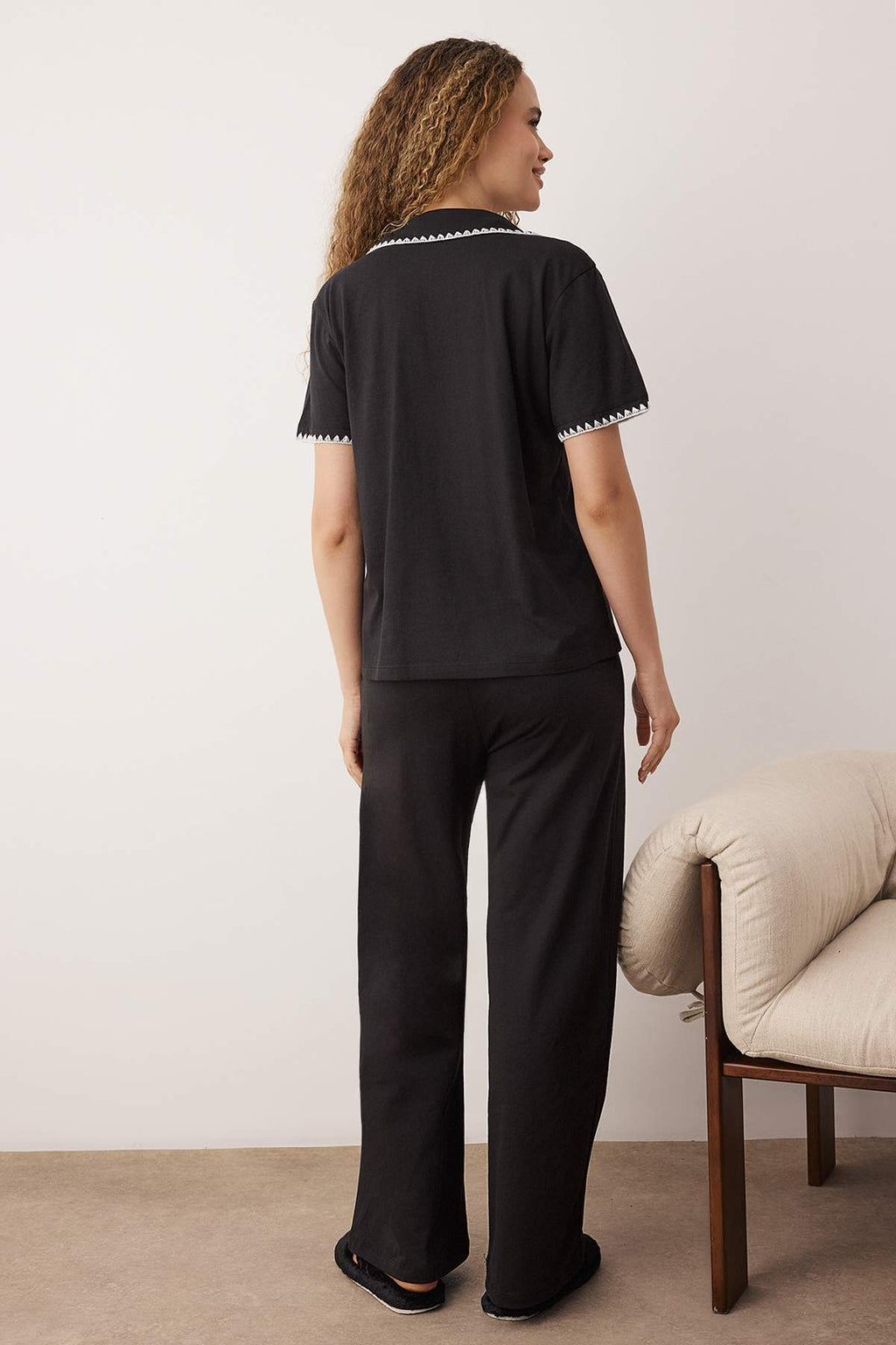 Siyah %100 Pamuklu Karyoka Dikişli Gömlek Yaka Örme Pijama Takımı THMAW26PT00133
