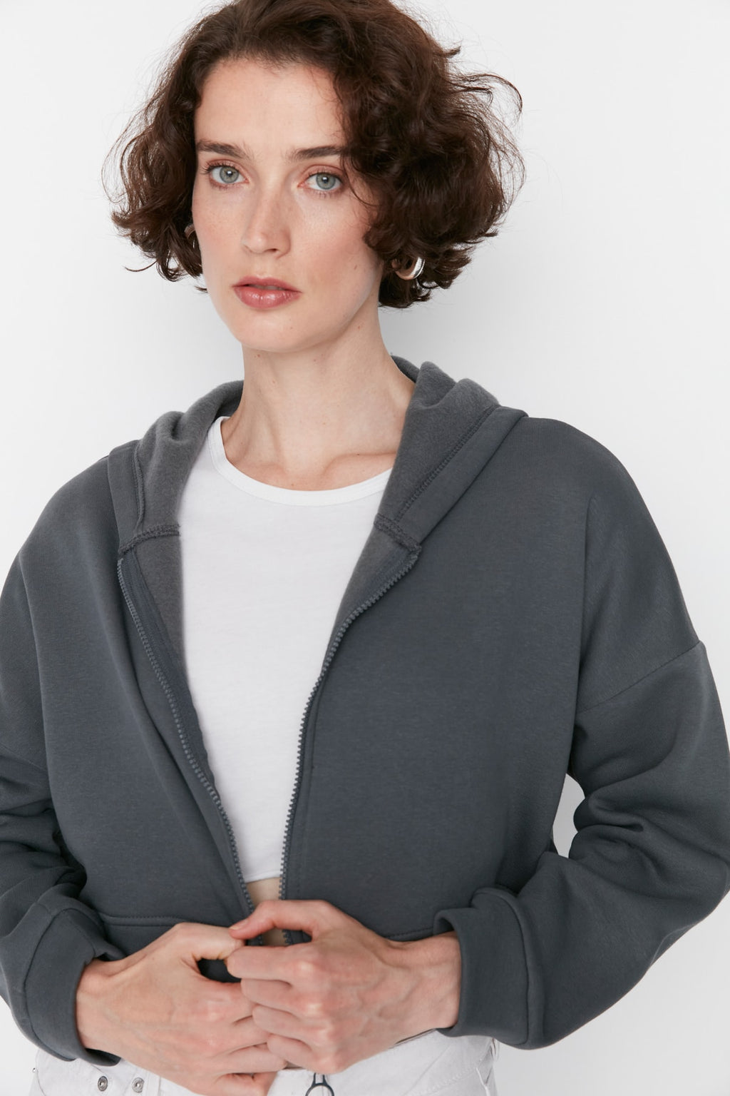 Trendyolmilla Petrol Fermuarlı Kapüşonlu Rahat Kesim Crop Kalın İçi Polarlı Örme Sweatshirt TWOAW20SW0660