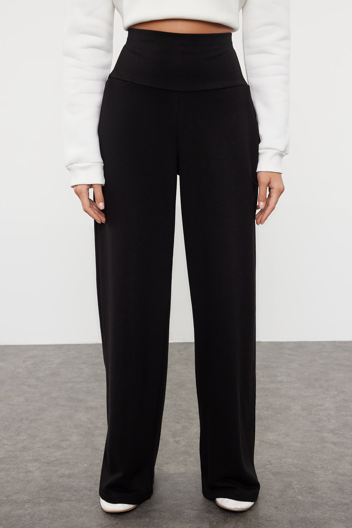 Trendyolmilla Antrasit Ince Ekstra Yüksek Bel Wide Leg/Geniş Kesim Pantolon TWOAW25PL00026