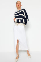 Trendyolmilla Lacivert Crop Çizgili Triko Kazak TWOAW23KZ00205