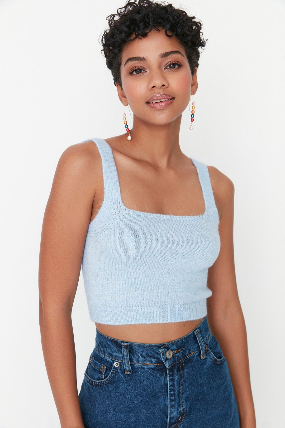 Trendyolmilla Antrasit Crop Yumuşak Dokulu 2'li Bluz-Hırka Triko Takım TWOAW21HI0107