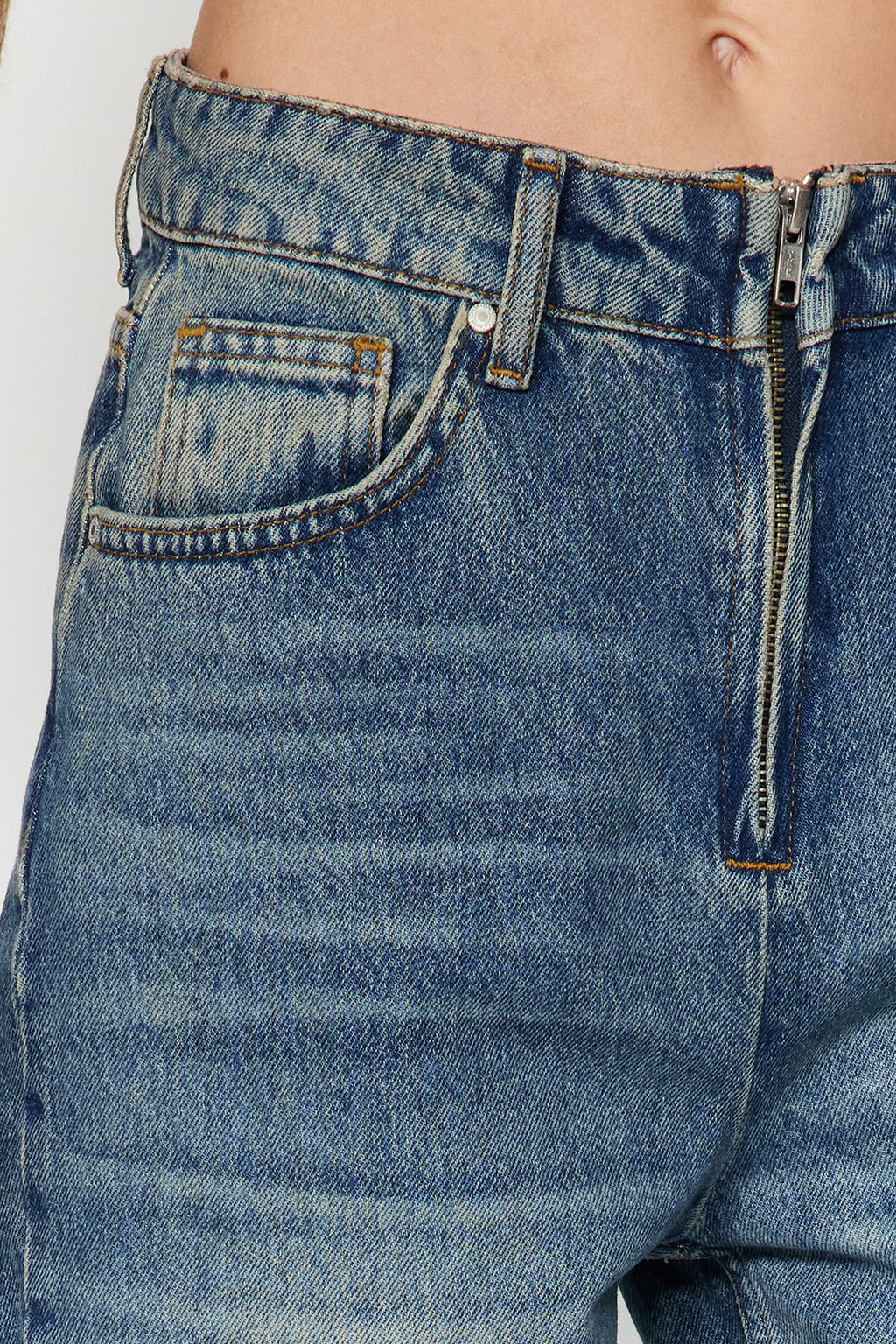 Mavi More Sustainable Soluk Efekt Vintage Fermuar Detaylı Yüksek Bel Wide Leg Jeans TWOAW24JE00315