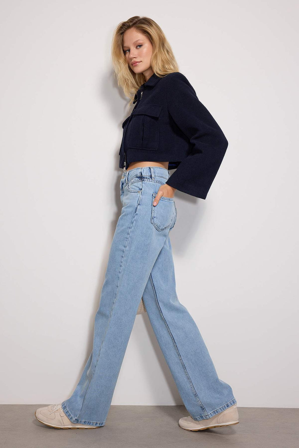 Trendyolmilla Koyu Mavi Bel Detaylı Yüksek Bel Wide Leg Jeans TWOSS21JE0385