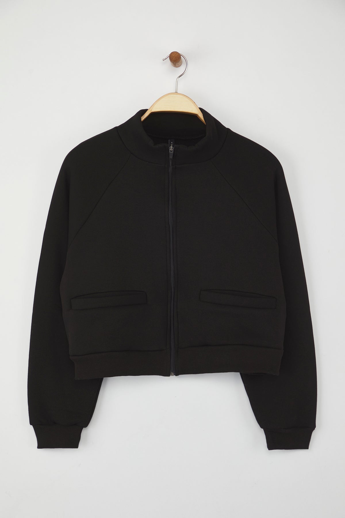 Trendyolmilla Siyah Regular/Normal Kalıp Fermuarlı Dik Yaka Kalın İçi Polarlı Örme Sweatshirt TWOAW26SW00017