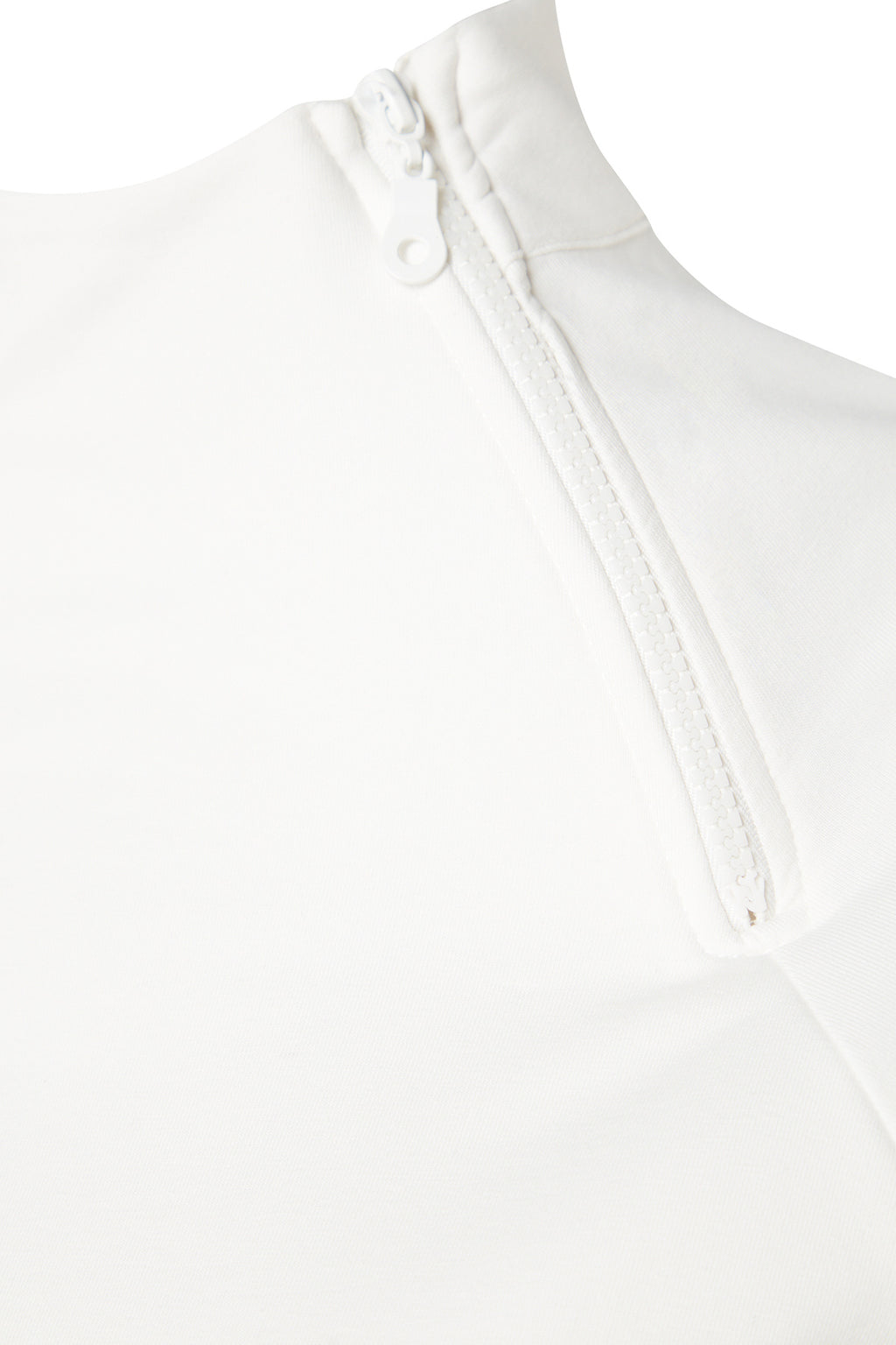 Kaymak Beyazı Pamuklu Fermuar Detaylı Dik Yaka Örme Spor Sweatshirt TWOAW22SW0187