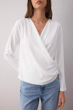Trendyolmilla Siyah Kruvaze Saten Dokuma Bluz TWOAW24BZ00423
