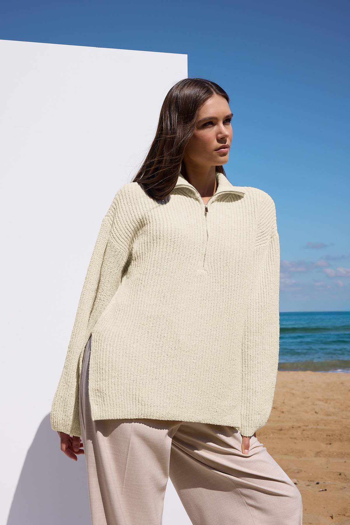 Trendyolmilla More Sustainable Ekru Triko Kazak TWOAW24KZ01119