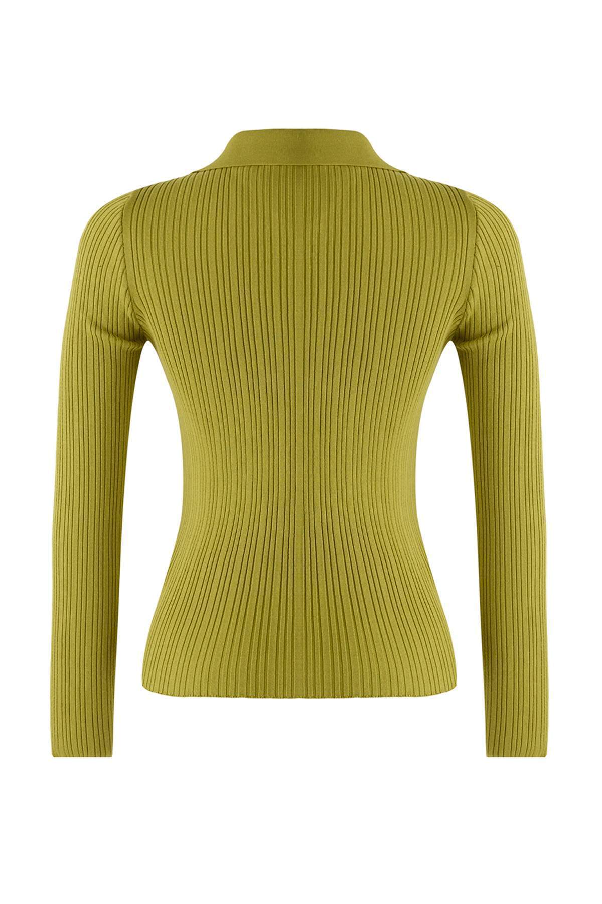Trendyolmilla Wardrobe Essentials Yağ Yeşili Fitted/Vücuda Oturan Merserize Görünümlü Triko Hırka TWOAW26HI00113