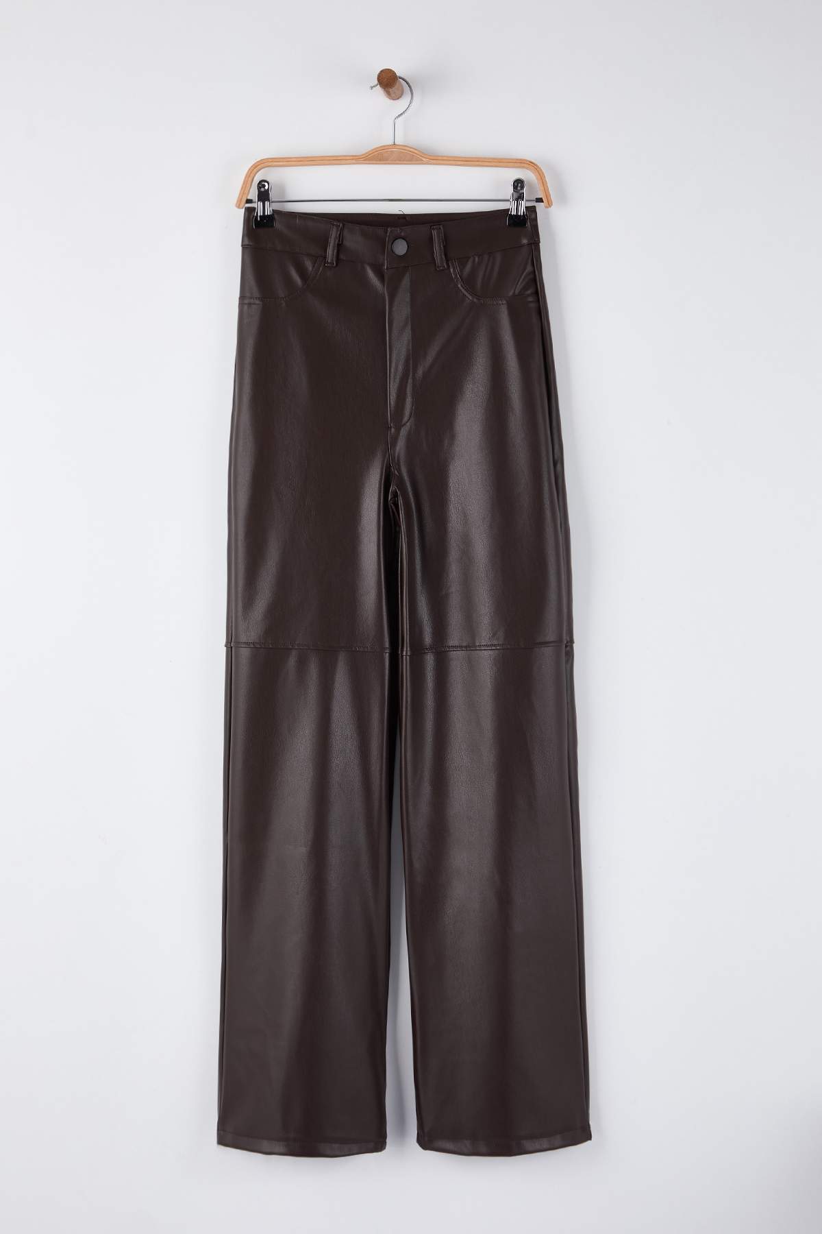 Trendyolmilla Kahverengi Relaxed/Rahat Straight/Boru Paça Dikiş Detaylı Örme Deri Pantolon TWOAW25PL00068