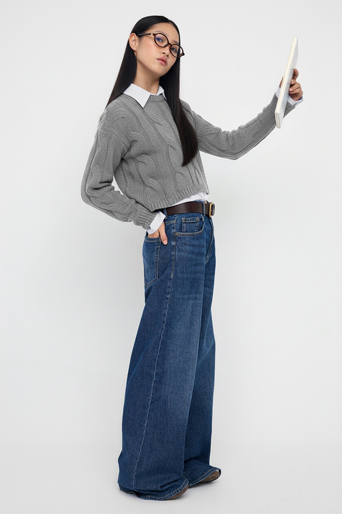 Trendyolmilla Teen Koyu Gri Gömlek Garnili Detaylı Crop Triko Kazak TWOAW26KZ00047