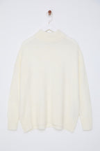 Trendyolmilla Taş Geniş Kalıp Yumuşak Dokulu Triko Kazak TWOAW23KZ00469