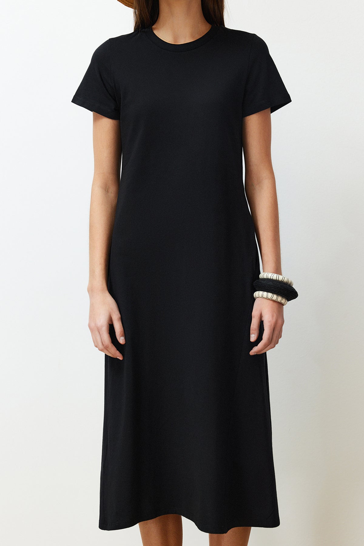 Trendyolmilla Haki Cepli Bisiklet Yaka A-Line Örme Midi Elbise TWOSS24EL00169