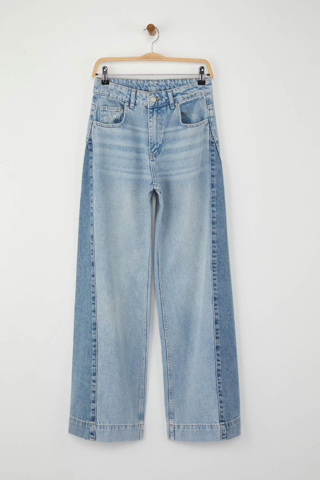 Trendyolmilla Özel Koleksiyon Mavi Yüksek Bel Renk Bloklu Wide Leg Geniş Paça Jeans TWOAW26JE00099