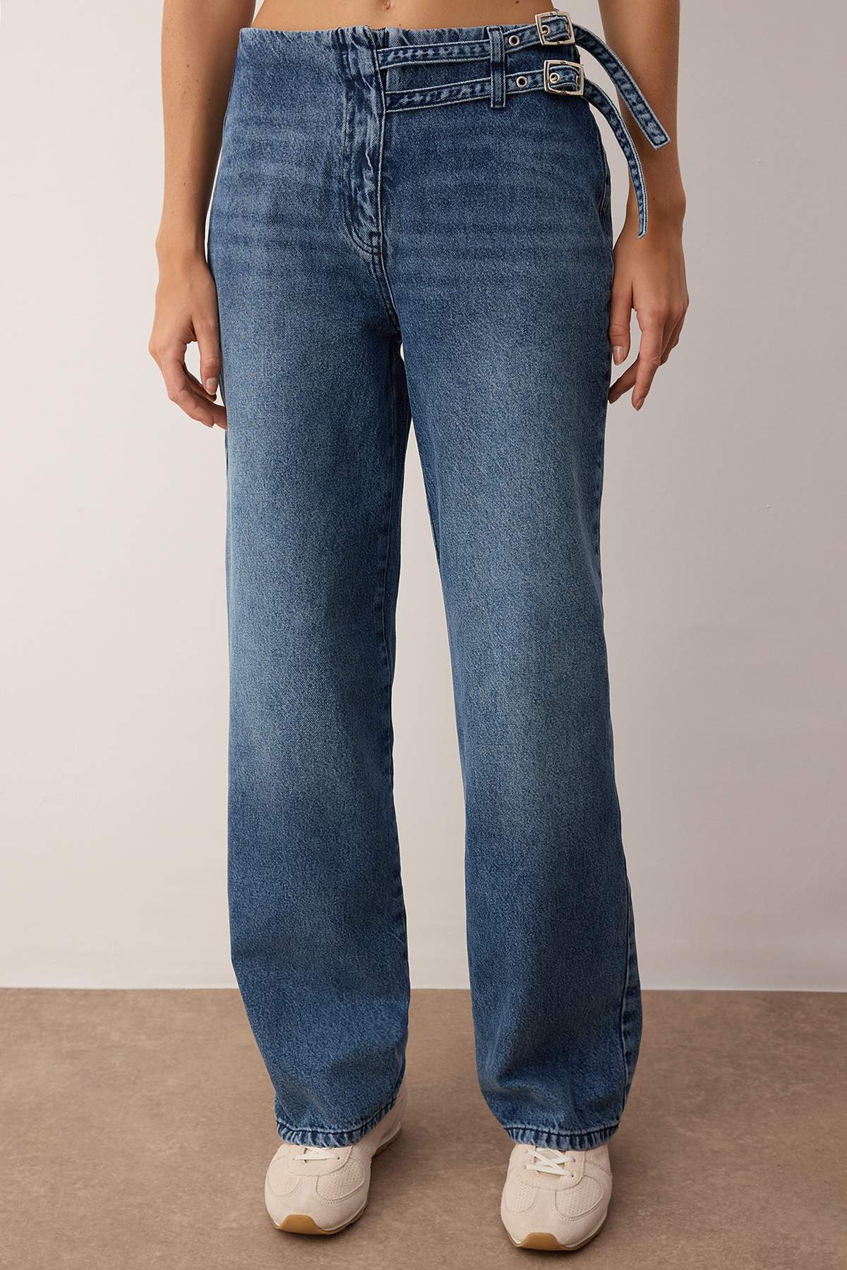 Mavi Kemer Detaylı Normal Bel Wide Leg Jeans TWOAW26JE00137
