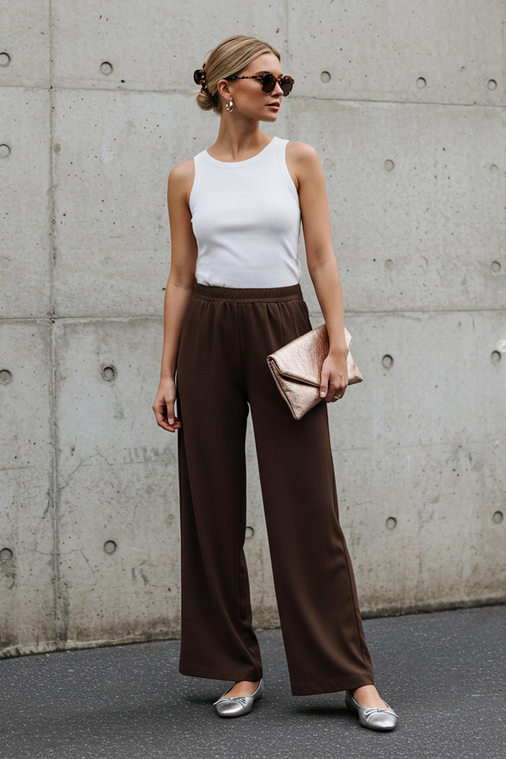 Trendyolmilla Vizon Modal Cep Detaylı Wide Leg/Geniş Paça Pileli Dokuma Pantolon TWOSS25PL00081 Palazzo