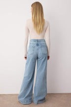 Trendyolmilla Açık Mavi Paça Detaylı Yüksek Bel Wide Leg Comfort Jeans TWOAW26JE00000