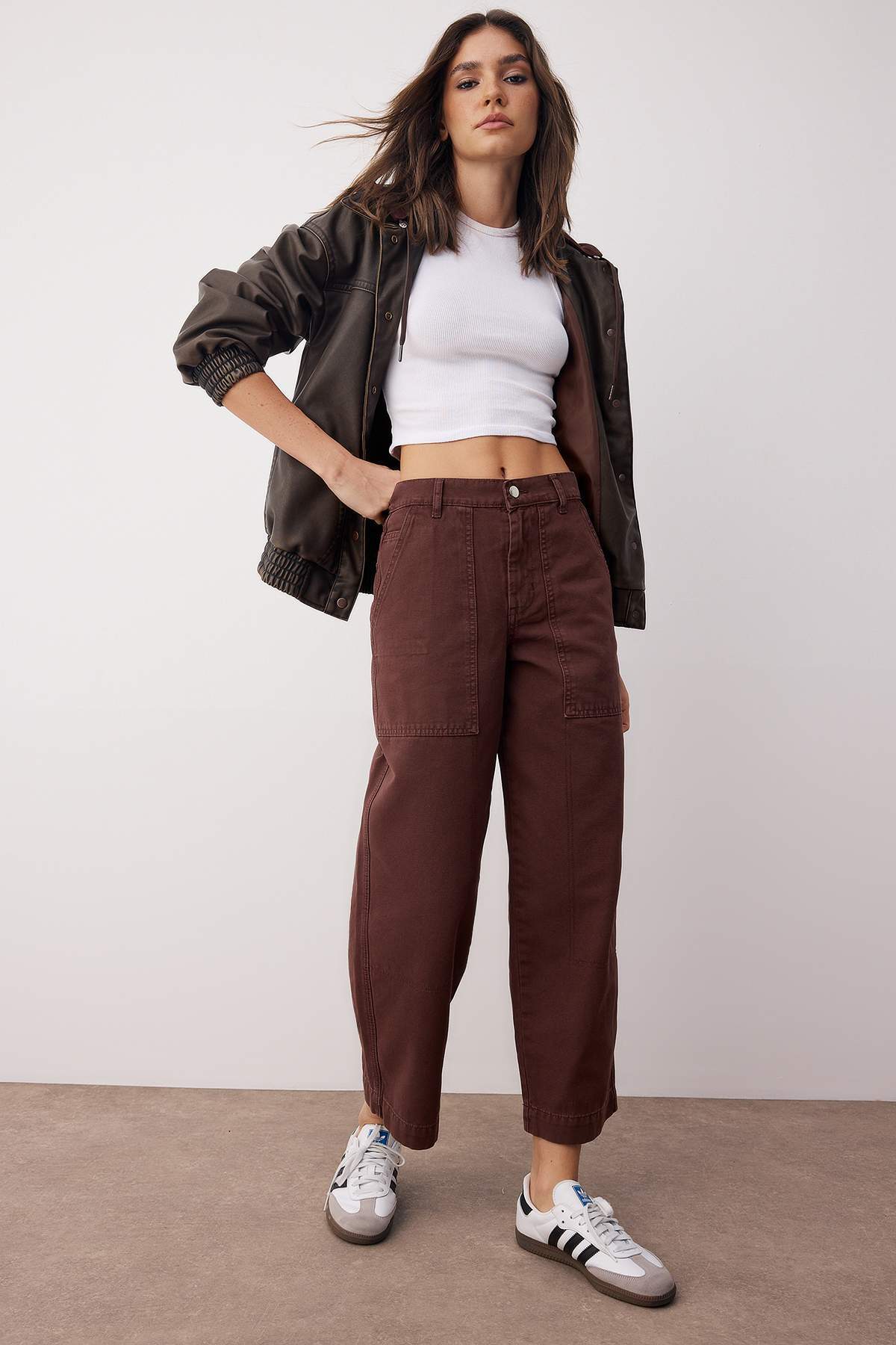 Kahverengi Yüksek Bel Cep Detaylı Loose Baggy Jeans TWOAW26JE00123 Main image