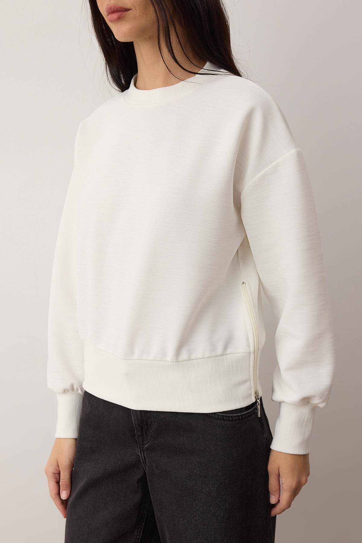 Trendyolmilla Antrasit Fitilli Regular/Normal Kalıp Örme Sweatshirt TWOAW26SW00046