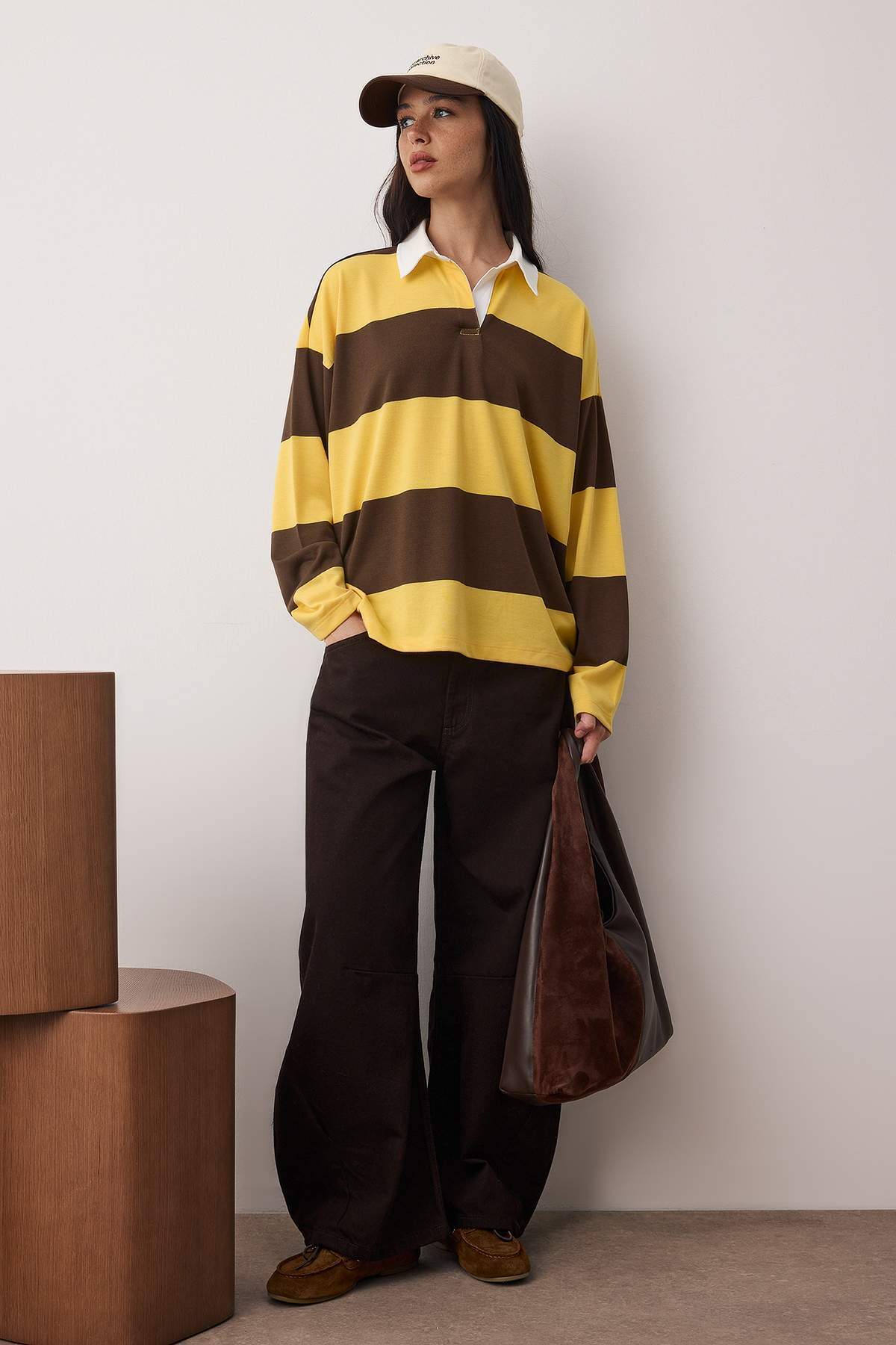 Trendyolmilla Bordo Çizgili Polo Yaka Oversize/Geniş Kalıp Örme Sweatshirt TWOAW26SW00051