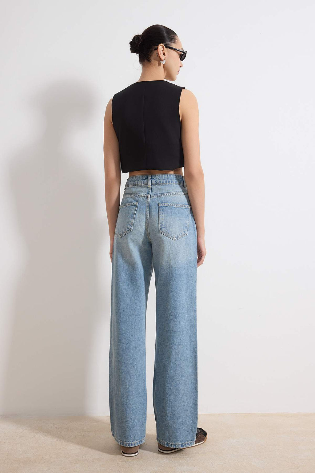 Trendyolmilla Açık Mavi-6001  Yüksek Bel Wide Leg Jeans TWOAW25JE00101