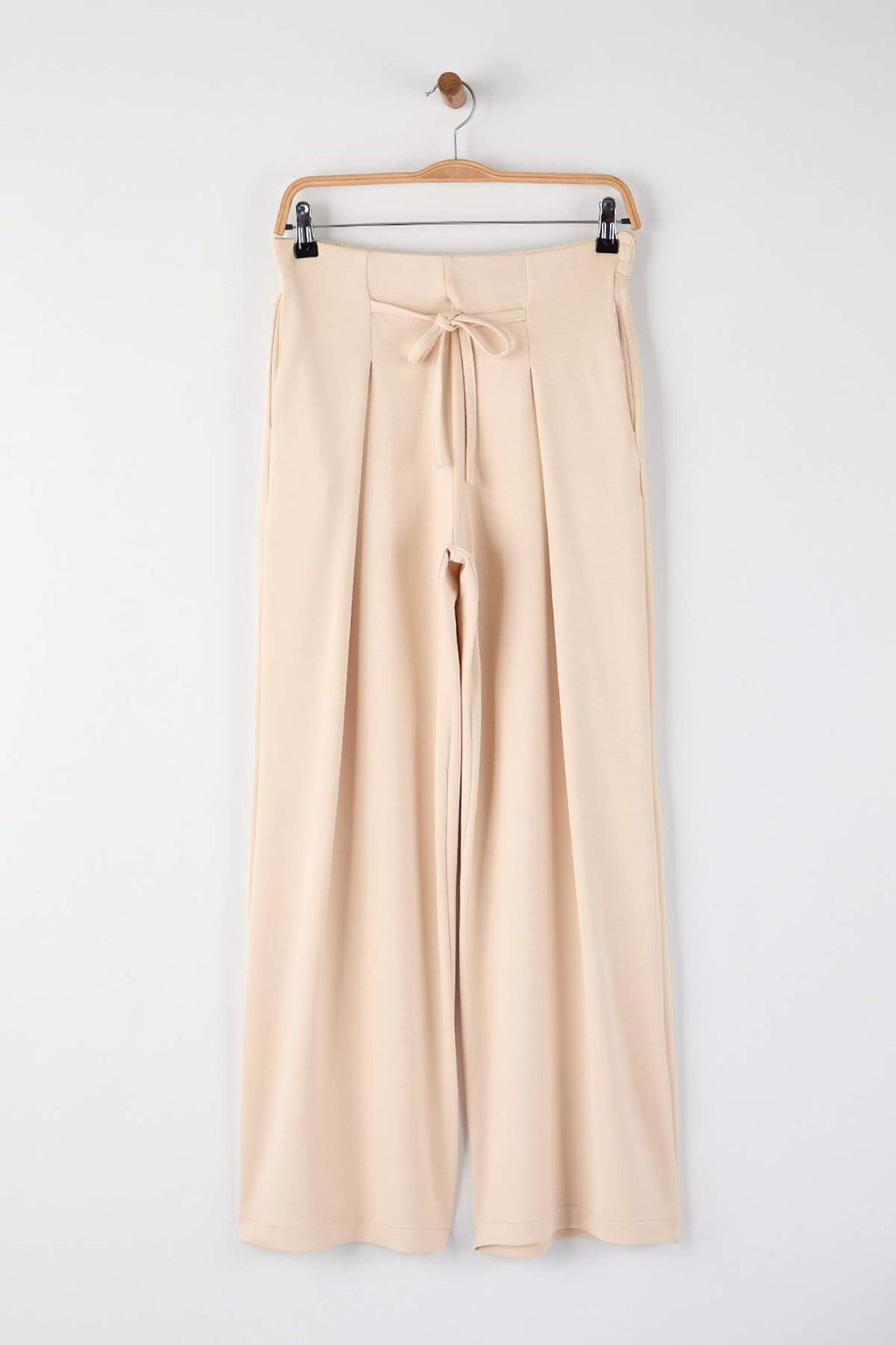 Trendyolmilla Taş Wide Leg Yumuşak Kumaşlı Pilili Esnek Örme Pantolon TWOAW26PL00138