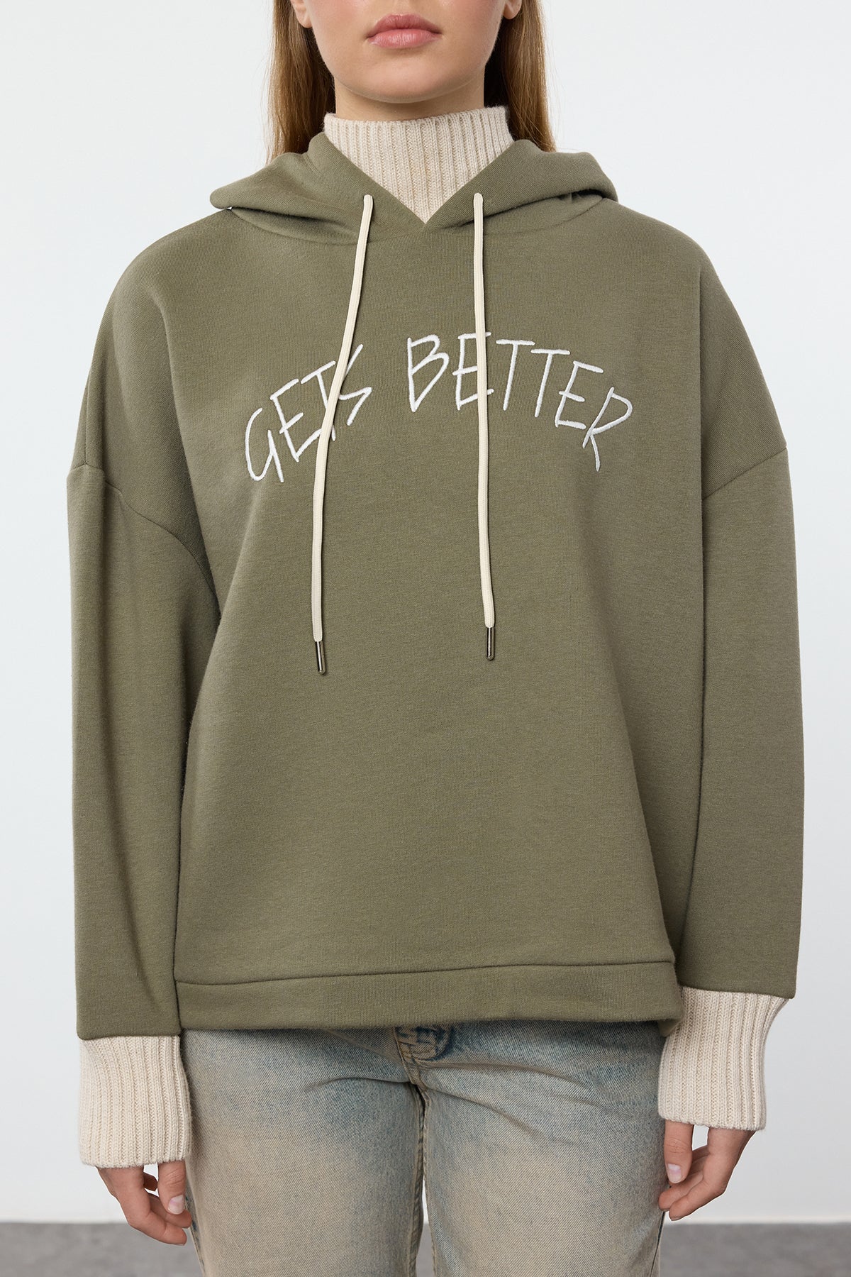 Trendyolmilla Lacivert Kalın İçi Polarlı Triko Bant Detaylı Kapüşonlu Örme Sweatshirt TWOAW22SW1806