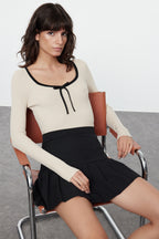 Trendyolmilla Bordo Merserize Görünümlü Premium İplik/Özel İplik Kurdele/Fiyonk Detaylı Triko Kazak TWOAW25KZ00207