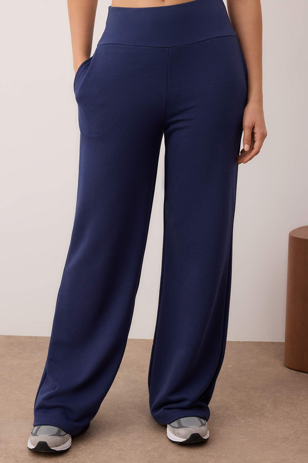 Trendyolmilla Antrasit Ince Ekstra Yüksek Bel Wide Leg/Geniş Kesim Pantolon TWOAW25PL00026