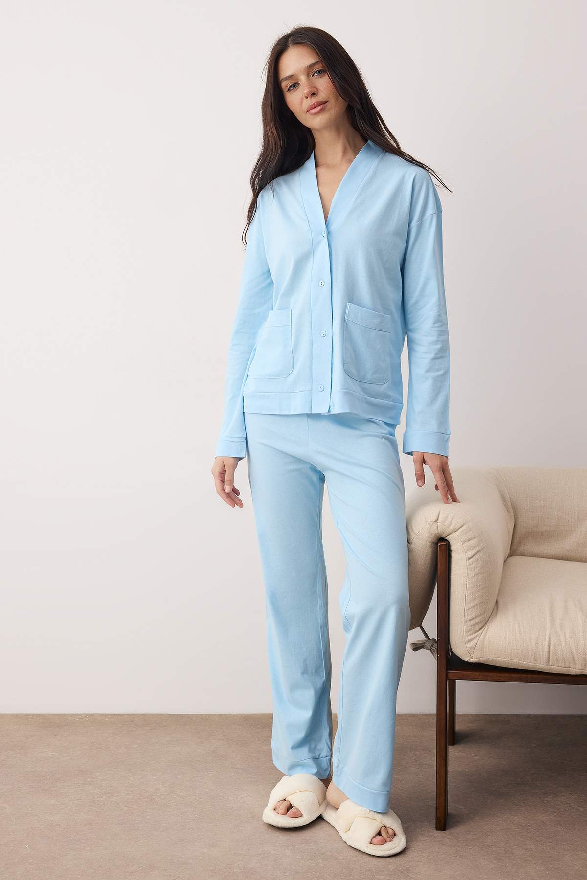 Mavi %100 Pamuklu Cep ve Manşetli Örme Pijama Takımı THMAW26PT00230