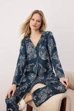 Trendyolmilla Bordo Kaplan Desenli Viskon Dokuma Pijama Takımı THMAW24PT00092