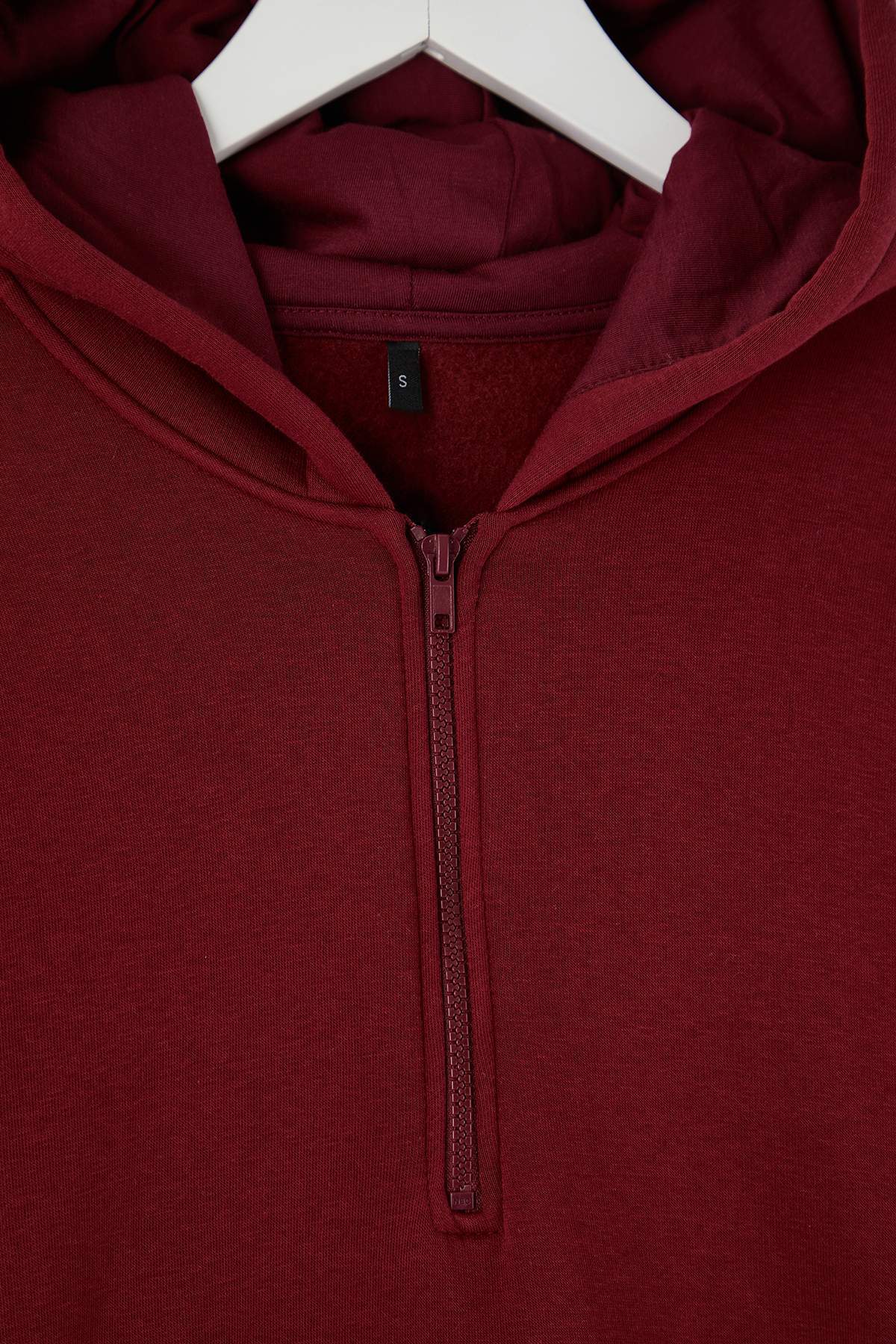 Trendyolmilla Teen Siyah Kapüşonlu Kalın İçi Polarlı Yarım Pat Fermuarlı Cepli Örme Sweatshirt TWOAW26SW00160