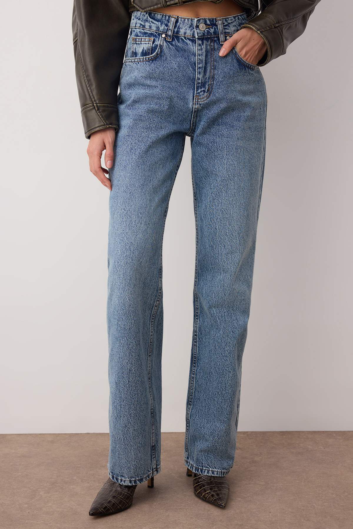 Trendyolmilla Antrasit Yüksek Bel Geniş Paça Wide Leg Jeans TWOAW26JE00083