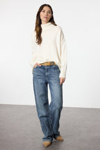 Trendyolmilla Taş Geniş Kalıp Yumuşak Dokulu Triko Kazak TWOAW23KZ00469